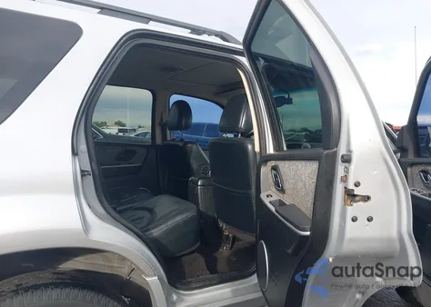 2005 Mercury Mariner Luxury/Premier z USA, uszkodzony, nr VIN 4M2CU57135DJ13772